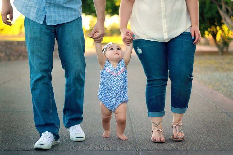 Keeping in touch with an employee on parental leave